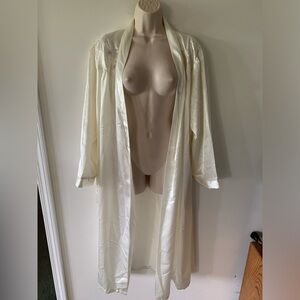 Vtg Barbizon Satin Nightgown and Robe (TT)